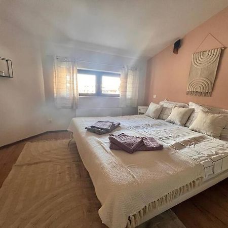 Cozy 1 Bedroom Apartment Next To The Gondola Bansko Exteriör bild
