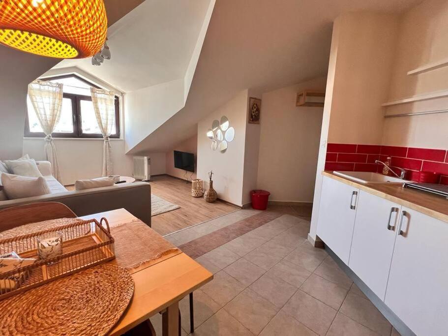 Cozy 1 Bedroom Apartment Next To The Gondola Bansko Exteriör bild